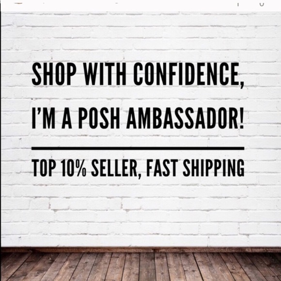 🌻Meet your Posh Ambassador Connie🌻 - Picture 6 of 7